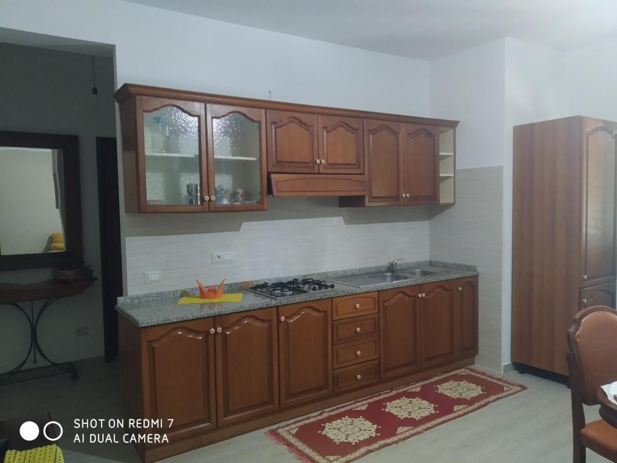 Casa Melia Apartment Monasterace Екстериор снимка